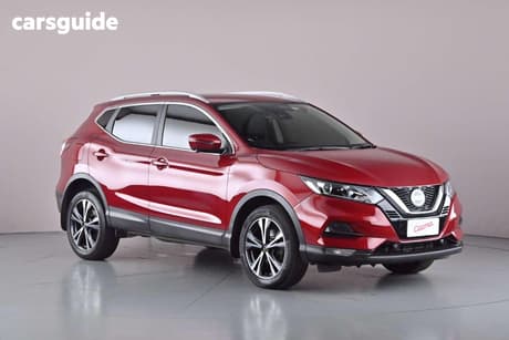 Red 2020 Nissan Qashqai Wagon St-L