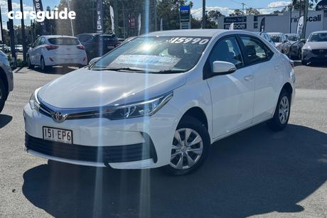 White 2018 Toyota Corolla Sedan Ascent