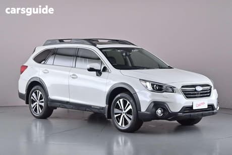White 2019 Subaru Outback Wagon 2.5I Premium