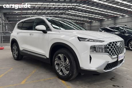 White 2023 Hyundai Santa FE Wagon Active Crdi (Awd)