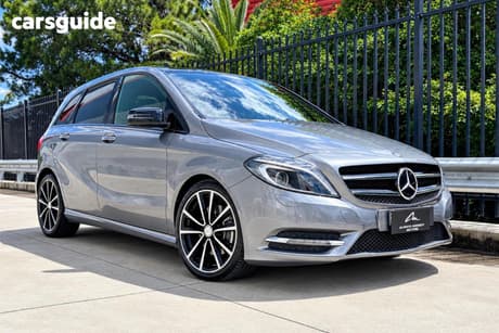 Grey 2013 Mercedes-Benz B250 Hatchback