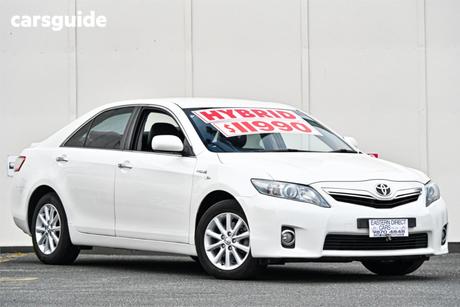 White 2011 Toyota Camry Sedan Hybrid