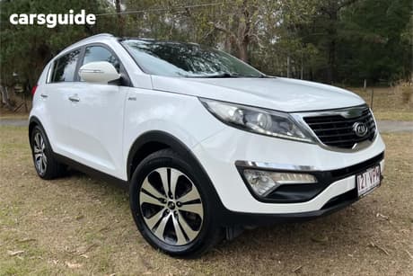 White 2011 Kia Sportage Wagon Platinum (Awd)