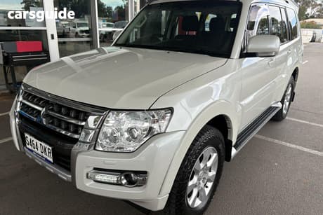 White 2019 Mitsubishi Pajero Wagon Glx (4X4) 7 Seat