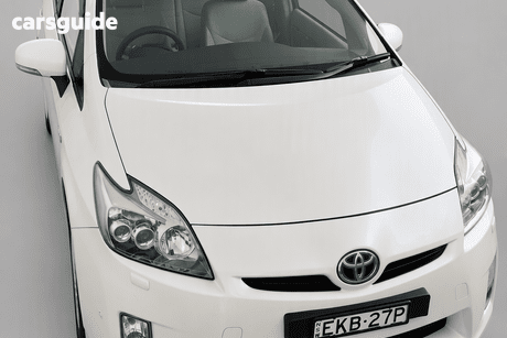 White 2010 Toyota Prius Hatchback I-Tech Hybrid