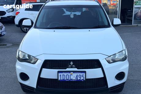 2011 Mitsubishi Outlander LS