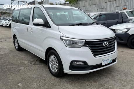 White 2021 Hyundai Imax Wagon Active