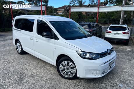 White 2023 Volkswagen Caddy Wagon Maxi Tdi320