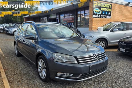 Grey 2013 Volkswagen Passat Wagon 118 Tsi