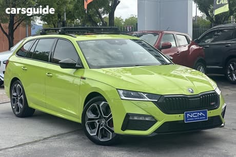 Green 2024 Skoda Octavia Wagon Rs 180Tsi