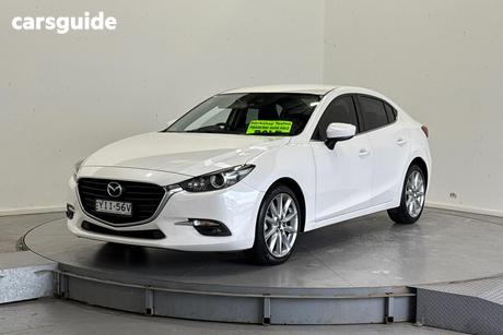 White 2016 Mazda 3 Sedan Sp25