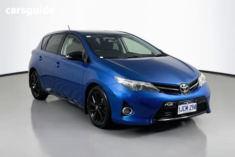 Blue 2014 Toyota Corolla Hatchback Rz