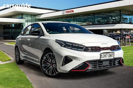 White 2021 Kia Cerato Hatchback Gt