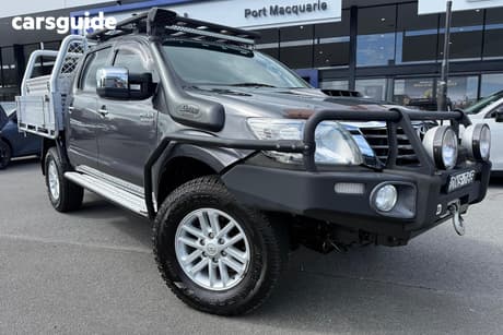 2014 Toyota Hilux Dual Cab Pick-up Sr5 (4X4)