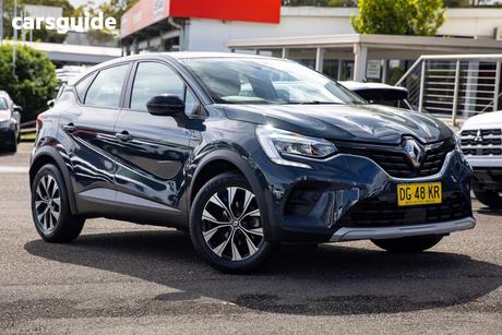 Blue 2023 Renault Captur Wagon Life