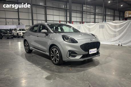 Silver 2023 Ford Puma Hatchback St-Line