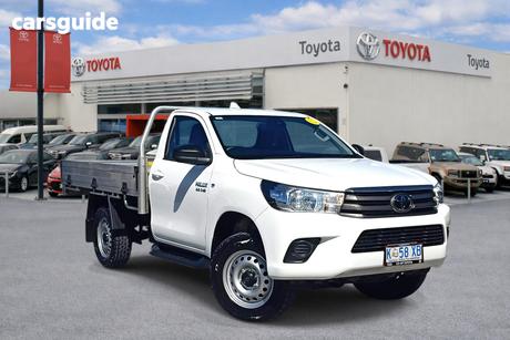 White 2023 Toyota Hilux Cab Chassis Sr (4X4)