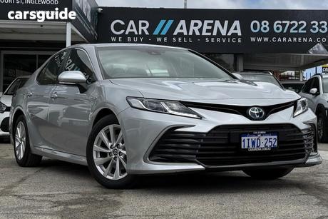 Silver 2023 Toyota Camry Sedan ASCENT