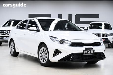 White 2023 Kia Cerato Sedan S