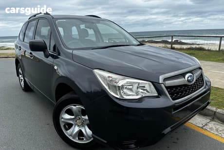 Grey 2013 Subaru Forester Wagon 2.5I