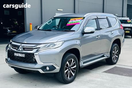 Silver 2017 Mitsubishi Pajero Sport Wagon Gls (4X4) 7 Seat