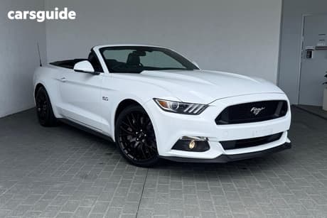 White 2017 Ford Mustang Convertible Gt 5.0 V8