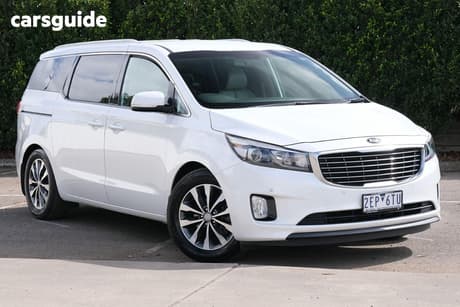 White 2017 Kia Carnival Wagon Sli
