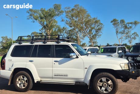 White 2011 Nissan Patrol Wagon St (4X4)