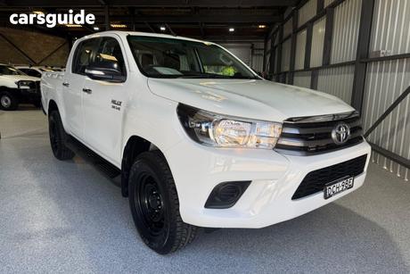 White 2015 Toyota Hilux Ute Tray SR HI-RIDER GUN136R