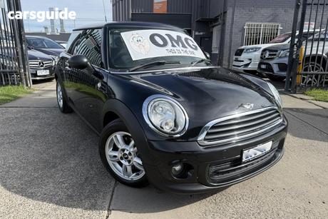 Black 2013 Mini Cooper Hatchback Ray