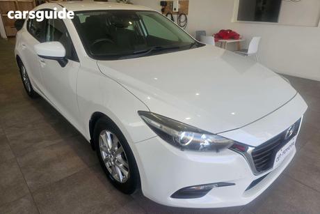White 2017 Mazda 3 Hatchback Neo