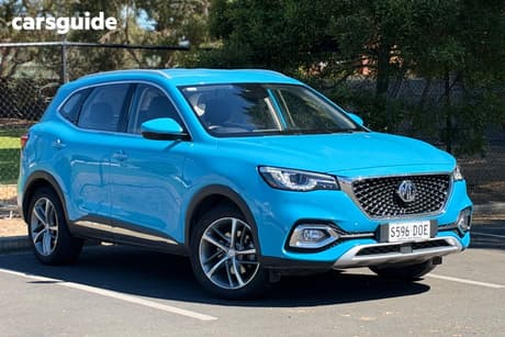 Blue 2023 MG HS Wagon Excite
