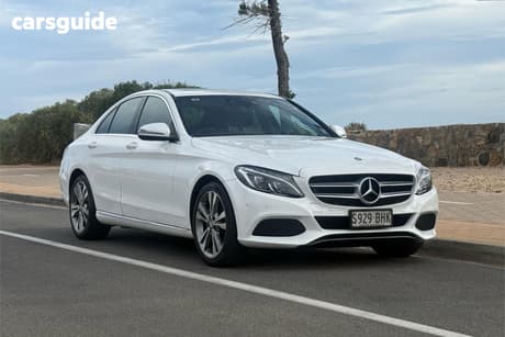 White 2015 Mercedes-Benz C200 Sedan