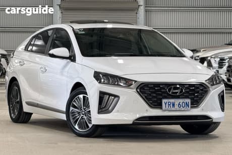 White 2022 Hyundai Ioniq Hatchback Plug-In Hybrid Premium
