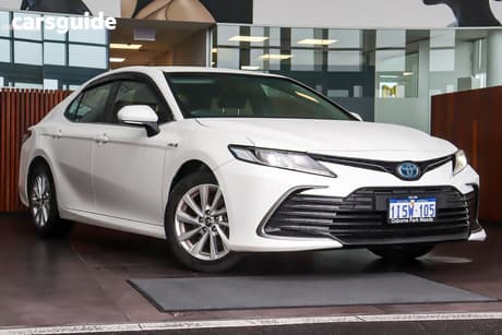 White 2023 Toyota Camry Sedan Ascent Hybrid