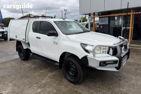 White 2019 Toyota Hilux X Cab Cab Chassis Sr (4X4)