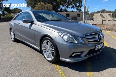 Silver 2009 Mercedes-Benz E500 Coupe Elegance