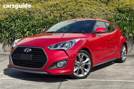 Red 2016 Hyundai Veloster Coupe Sr Turbo