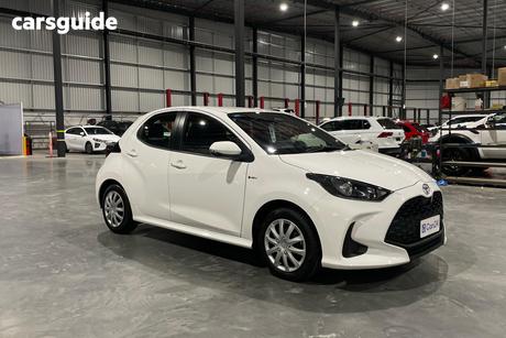White 2024 Toyota Yaris Hatchback Ascent Sport Hybrid