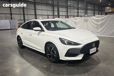 White 2023 MG MG5 Sedan Essence