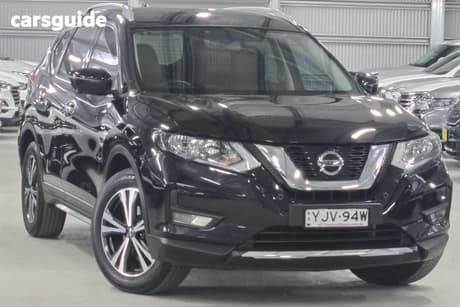 Black 2022 Nissan X-Trail Wagon St-L (4Wd)
