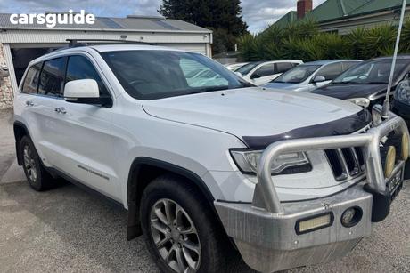 White 2015 Jeep Grand Cherokee Wagon Limited (4X4)