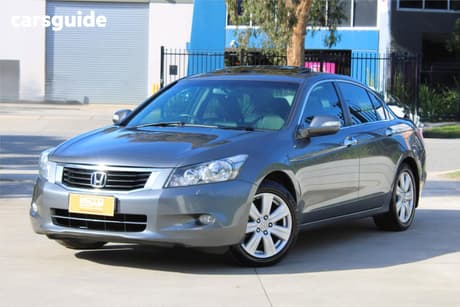 Grey 2009 Honda Accord Sedan V6 Luxury