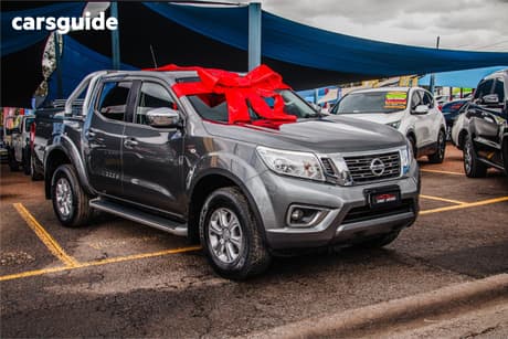 Grey 2019 Nissan Navara Dual Cab Pick-up St (4X2)