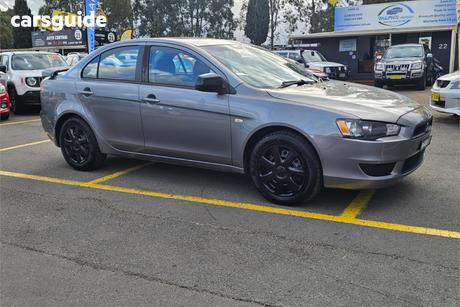 Grey 2013 Mitsubishi Lancer Sedan Es