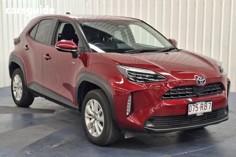 Red 2024 Toyota Yaris Cross Wagon Gxl Hybrid