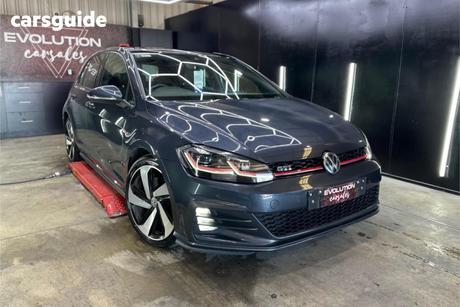 Blue 2018 Volkswagen Golf Hatchback Gti