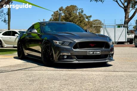 Grey 2017 Ford Mustang Coupe Fastback Gt 5.0 V8