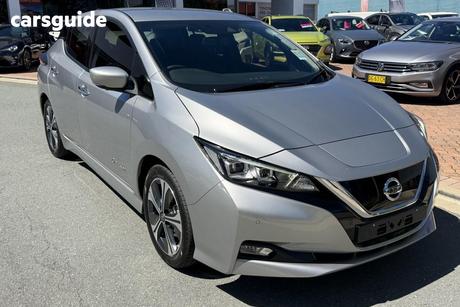 Silver 2019 Nissan Leaf Hatchback