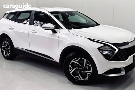 White 2024 Kia Sportage Wagon S (Fwd)